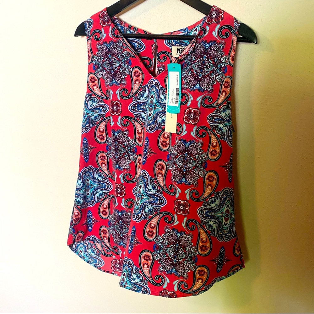 NWT Verse Jorly split next sleeveless top with paisley print size S small